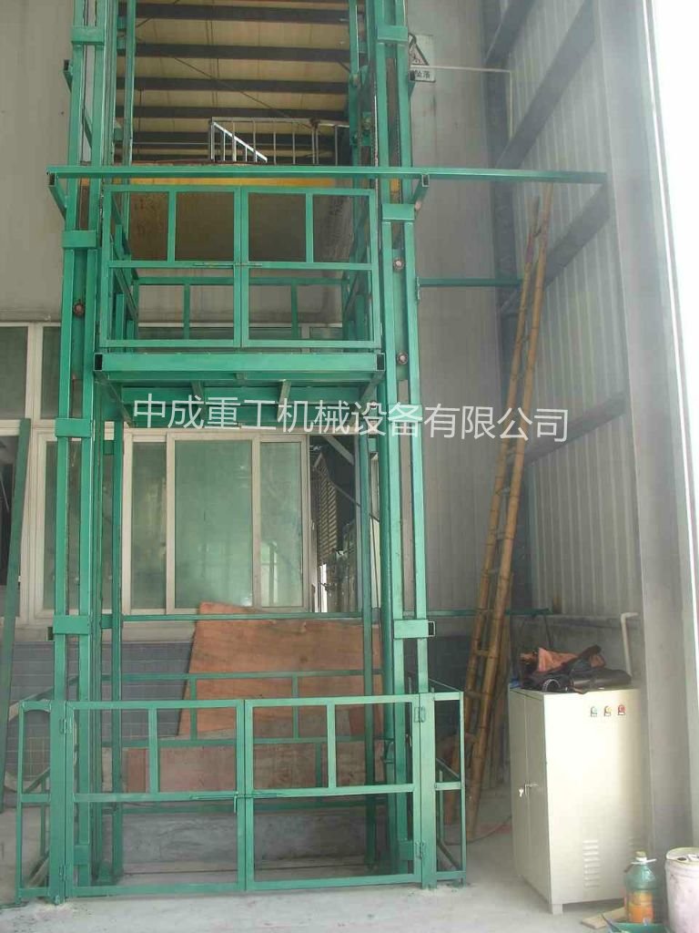 重慶導軌式升降機是如何工作的